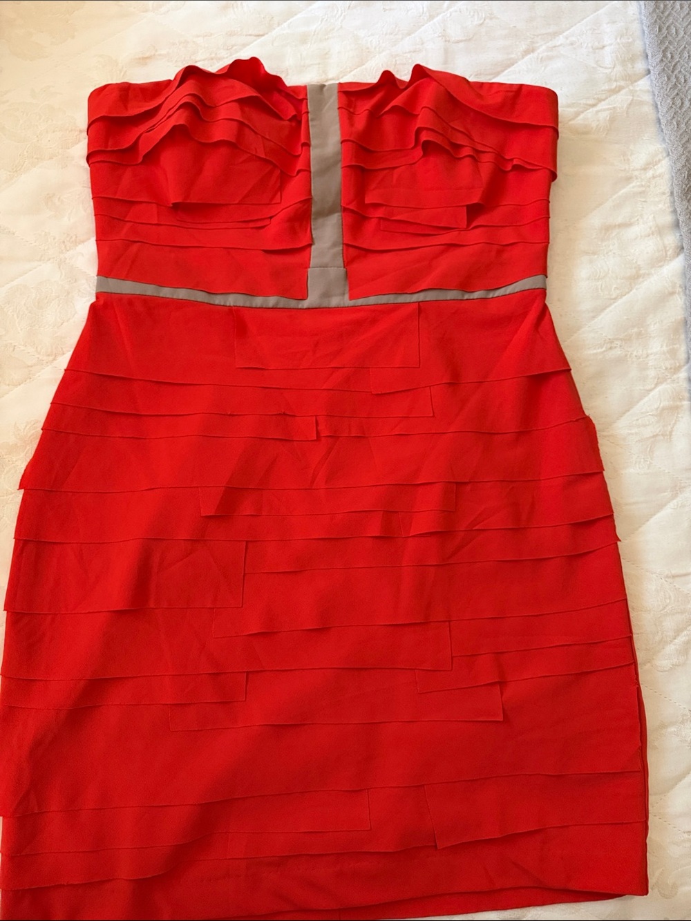 Gianni Bini Strapless Red Ruffle Layer Dress Gorgeous runs small size lg - Picture 4 of 5